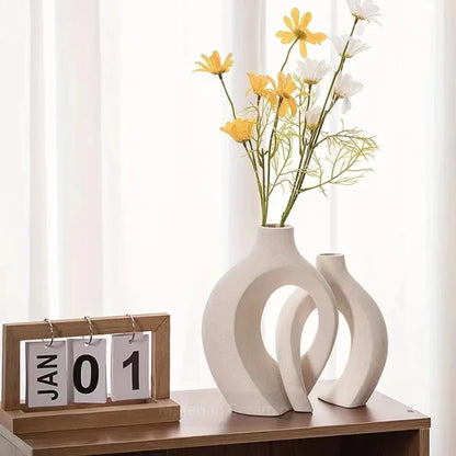 Set of 2 White Ceramic Vases